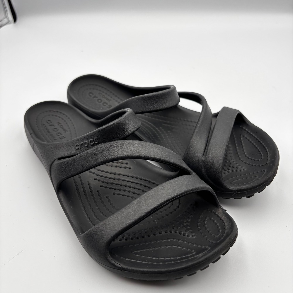 Crocs Swiftwater Sandals Womens 7 Black Strappy Slip On Water Shoes Comfort
